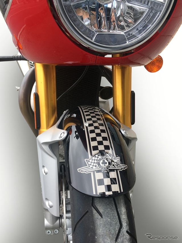 トライアンフ スラクストン/スラクストンR専用Ace Cafe デカールキット