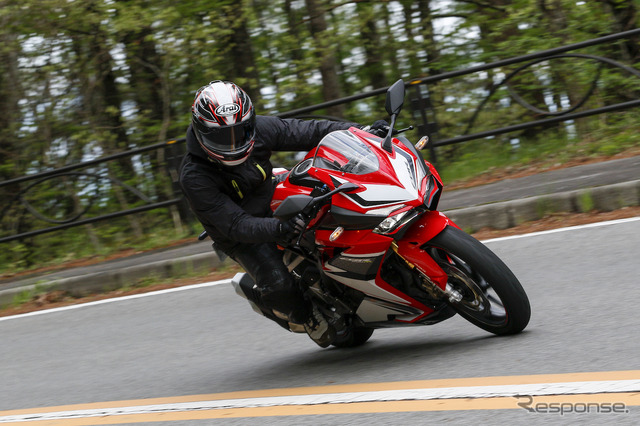 すでにバックオーダーを抱える人気となっているホンダ『CBR250RR』。