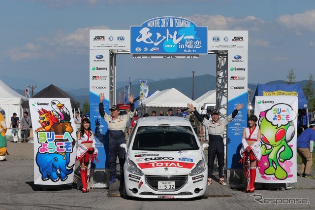 中原祥雅選手（左）／柳澤宏至選手（右）