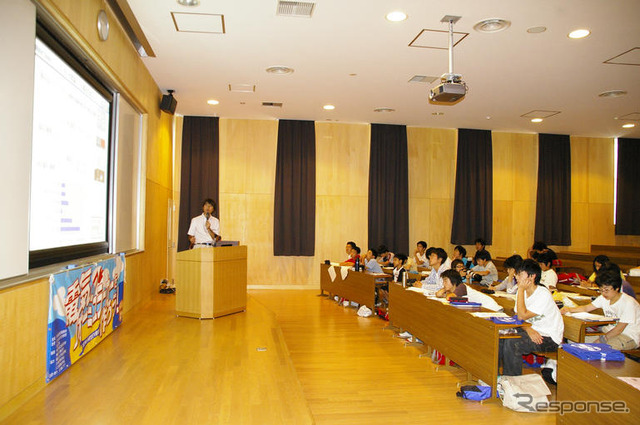 モーターの原理と構造を学ぶ…中学生EV教室