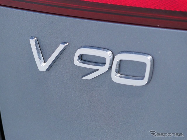 ボルボ V90 T6 インスクリプション