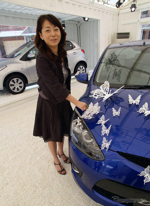【マツダ デミオ 新型発表】3名の女性クリエイターによるデザイン展示始まる