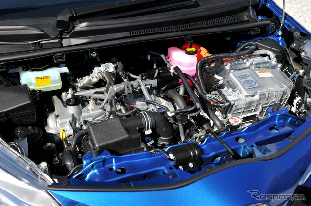 トヨタ ヴィッツ ハイブリッド(HYBRID U Sporty パッケージ)