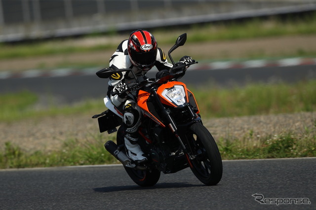 2017年式 KTM 250DUKE