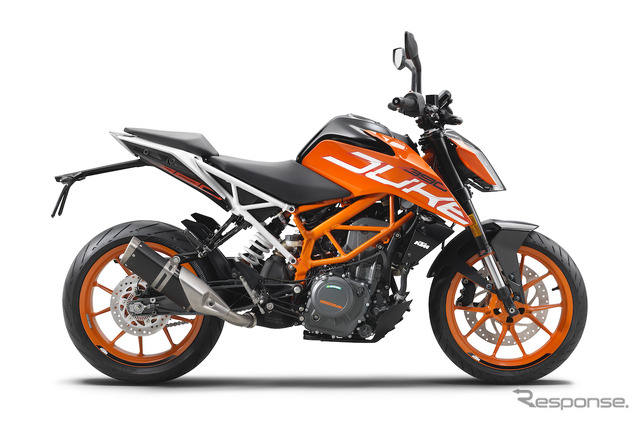 フルモデルチェンジした2017年式 KTM 390デューク