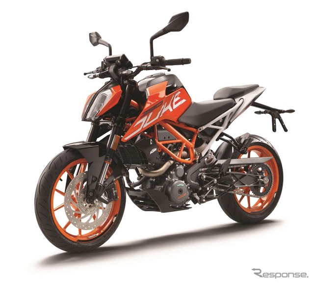 フルモデルチェンジした2017年式 KTM 390デューク