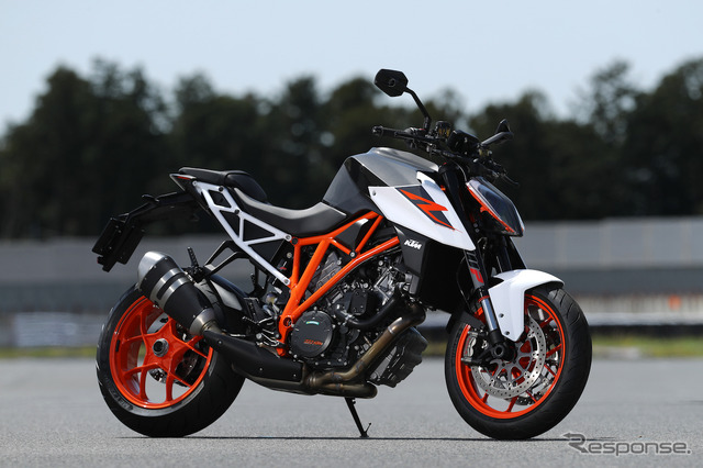 2017年式 KTM 1290 SUPER DUKE R