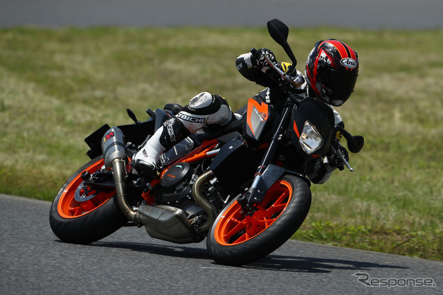 KTM 690 DUKE R