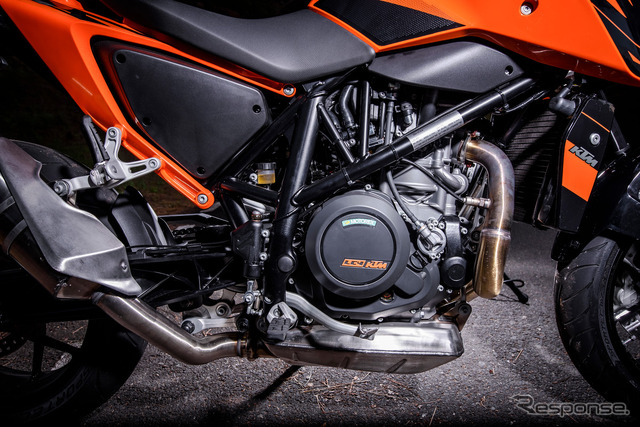 KTM 690 DUKE R