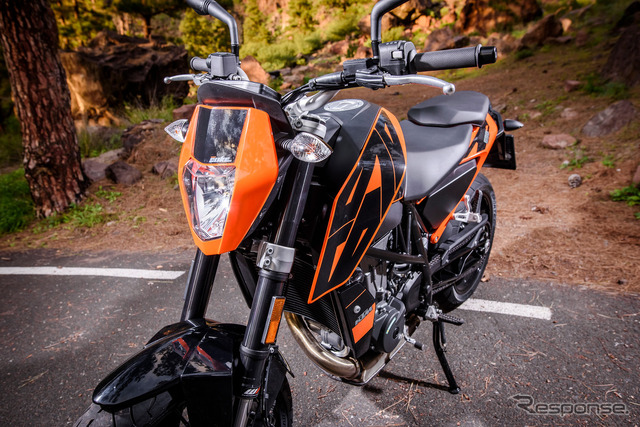 KTM 690 DUKE R