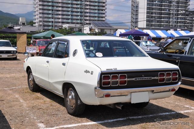 日産 スカイライン 1800GL 1977年