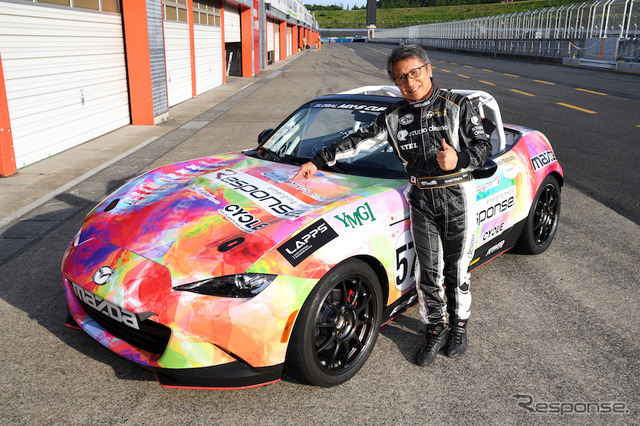 レスポンスチームのドライバー、松田秀士選手とMX-5