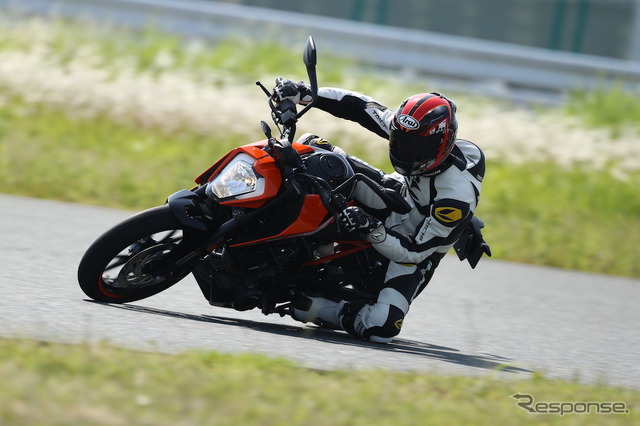 元ロードレース世界選手権GP250チャンピオンの原田哲也さん。