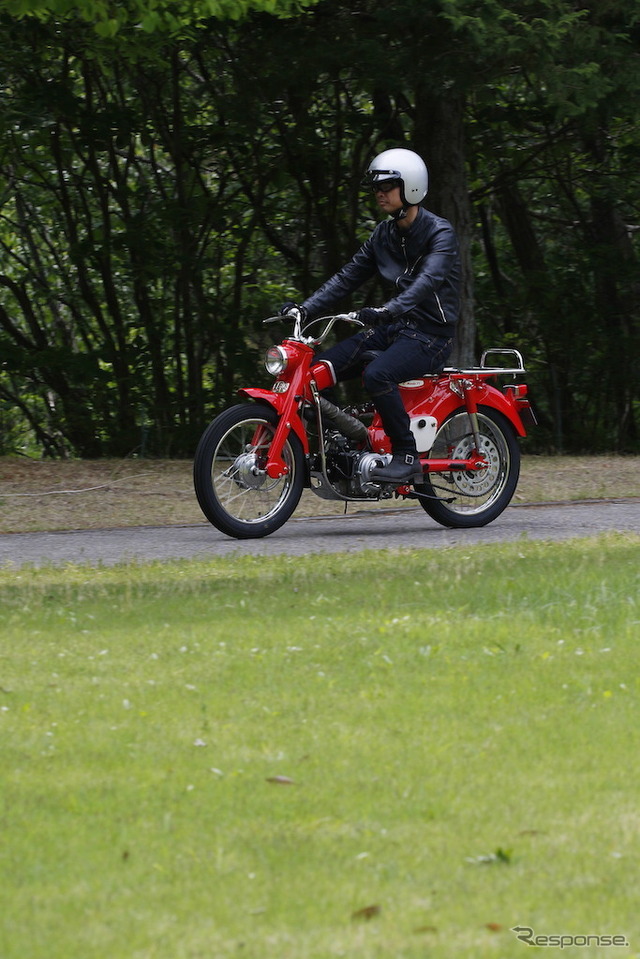 1964年製ホンダ90トレイル CT200