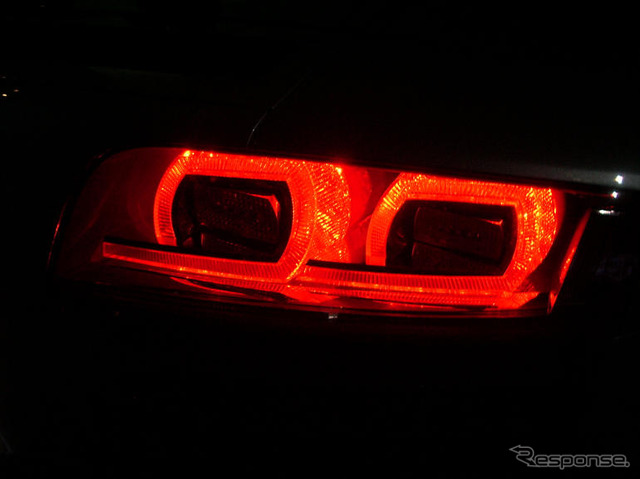 【アウディ R8 日本発表】見間違うことのないサイン
