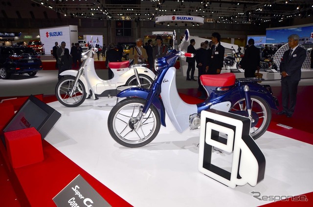 2015年東京モーターショーで披露した『EV-Cub Concept』
