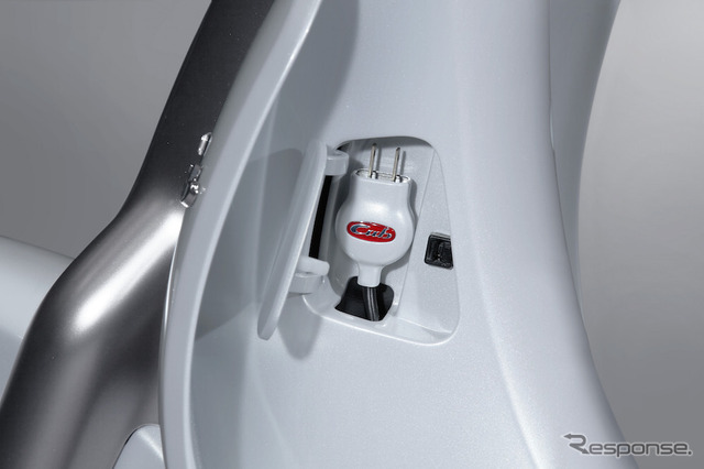 2015年東京モーターショーで披露した『EV-Cub Concept』