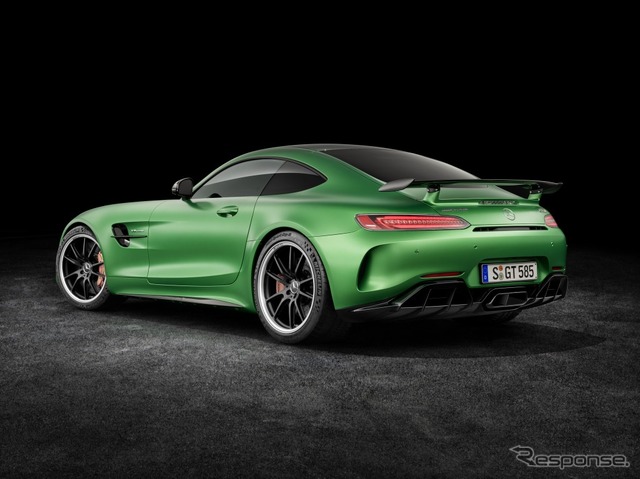 メルセデスAMG GT R