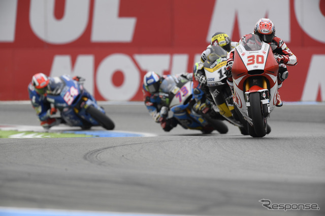 Moto2 中上貴晶選手。
