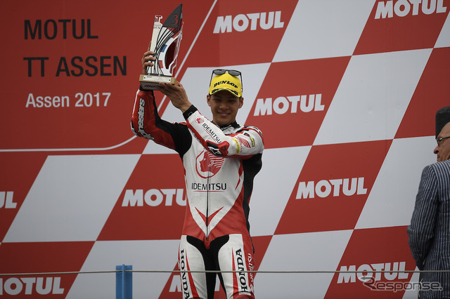 Moto2 中上貴晶選手。