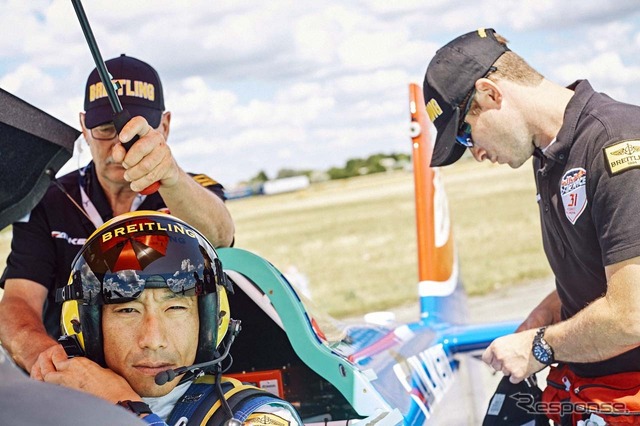 出発前の室屋選手/写真提供:RedBull