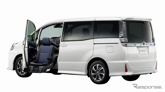 トヨタ ヴォクシー ウェルキャブ 助手席リフトアップシート車 ZS(2WD)