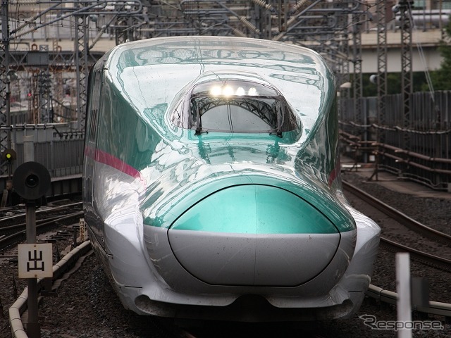 E5系の営業最高速度は320km/h。「ALFA-X」では営業最高速度360km/hの可能性を検証する。