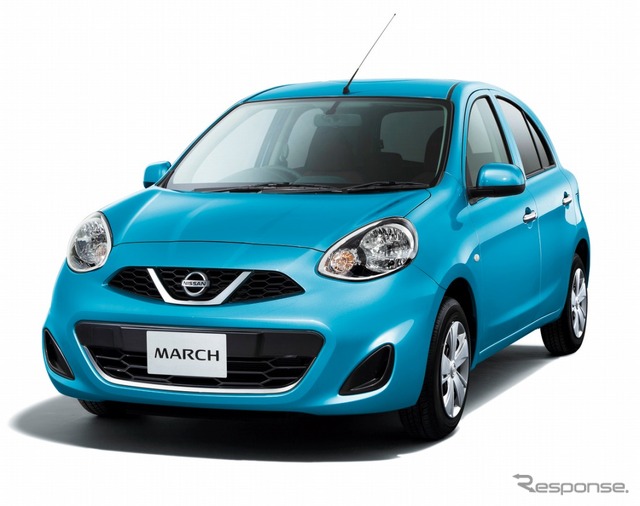 日産 マーチ(カプリブルー)