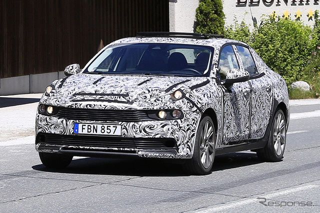 LYNK&CO 03 開発車両 スクープ写真