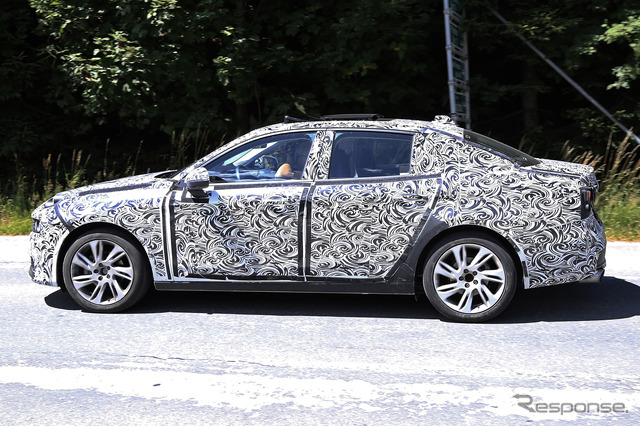 LYNK&CO 03 開発車両 スクープ写真