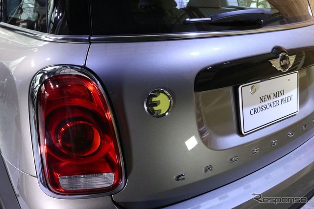 MINI Cooper SE Crossover ALL4発表会