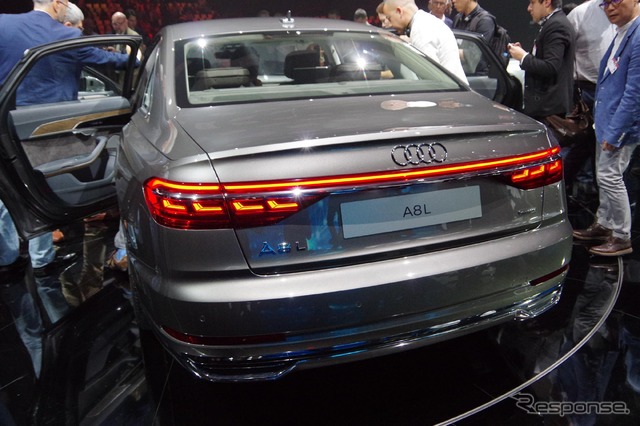 アウディ A8 新型(アウディサミット)