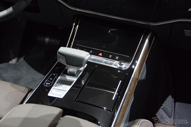 アウディ A8 新型(アウディサミット)