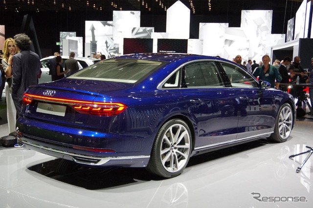 アウディ A8 新型(アウディサミット)