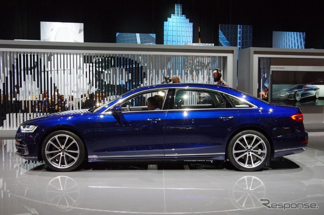 アウディ A8 新型(アウディサミット)