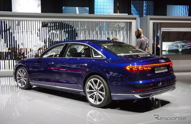 アウディ A8 新型(アウディサミット)