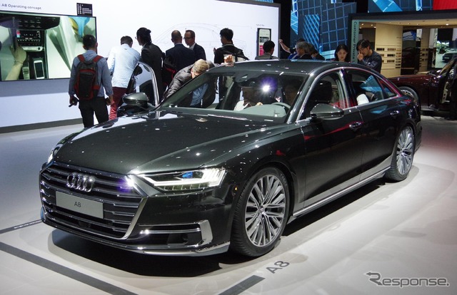 アウディ A8 新型(アウディサミット)