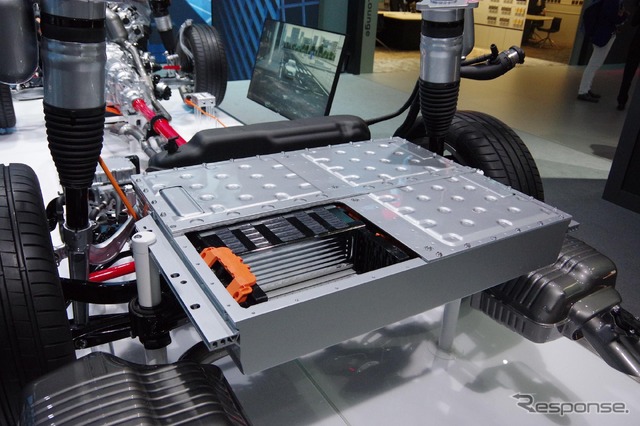 アウディ A8 新型(アウディサミット)