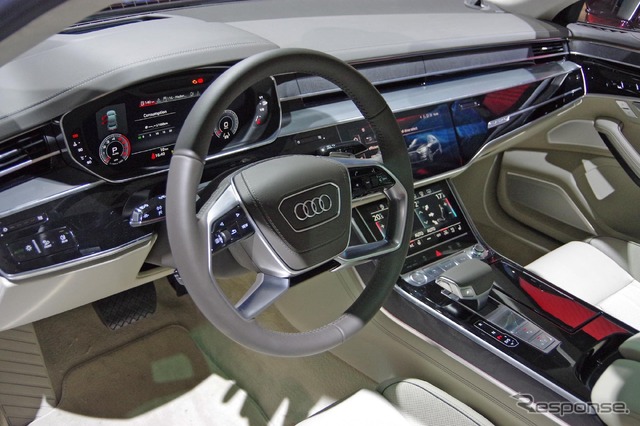 アウディ A8 新型(アウディサミット)