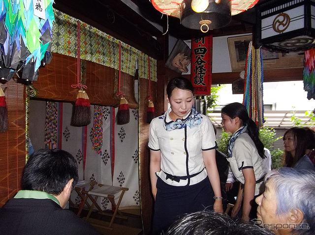 はとバス「怪談バスツアー お祓いの儀式」(東京・新宿、四谷お岩稲荷)
