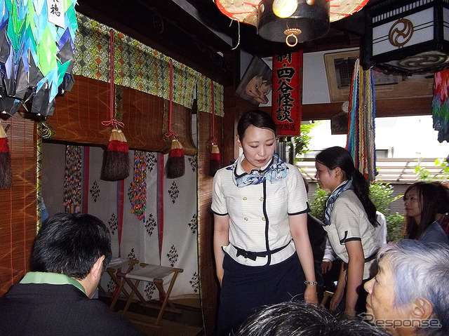 はとバス「怪談バスツアー お祓いの儀式」（東京・新宿、四谷お岩稲荷）