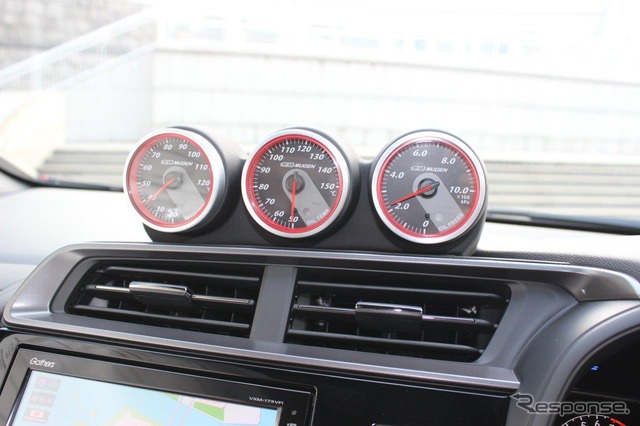 ホンダ フィット 改良新型(無限パーツ装着車)