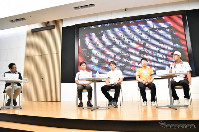 鈴鹿8耐40周年記念トークショーにて