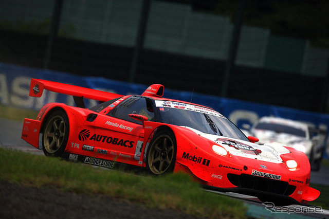 【SUPER GT 第6戦】TOM'S SC430 が予選11番手から優勝