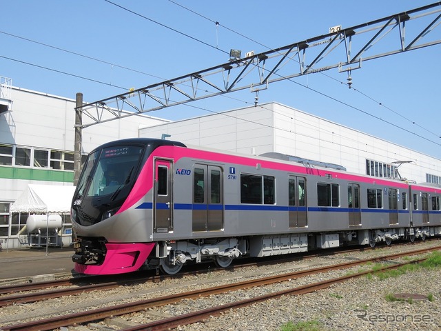 1号車（5781）（Tc2）：京王八王子方の先頭車。