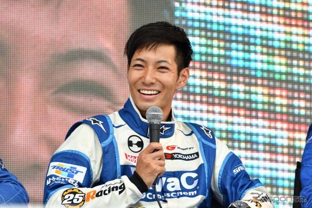 25号車の松井孝充