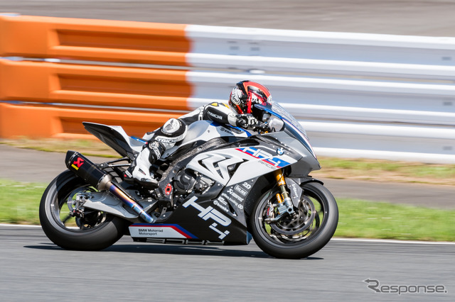 BMW HP4 RACE