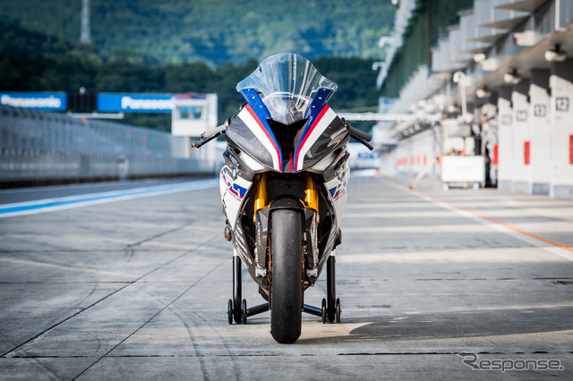 BMW HP4 RACE