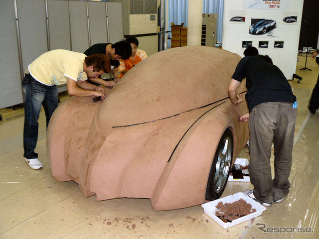 クレイモデルエキシビション2007…ものづくりの楽しさ体験