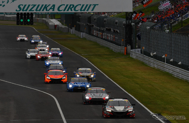 来季、鈴鹿でのSUPER GT シリーズ戦は5月に第3戦として開催される(写真は2016年)。